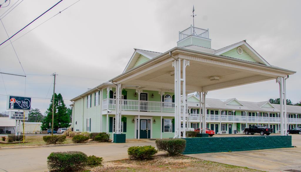 Key West Inn - Childersburg Екстериор снимка